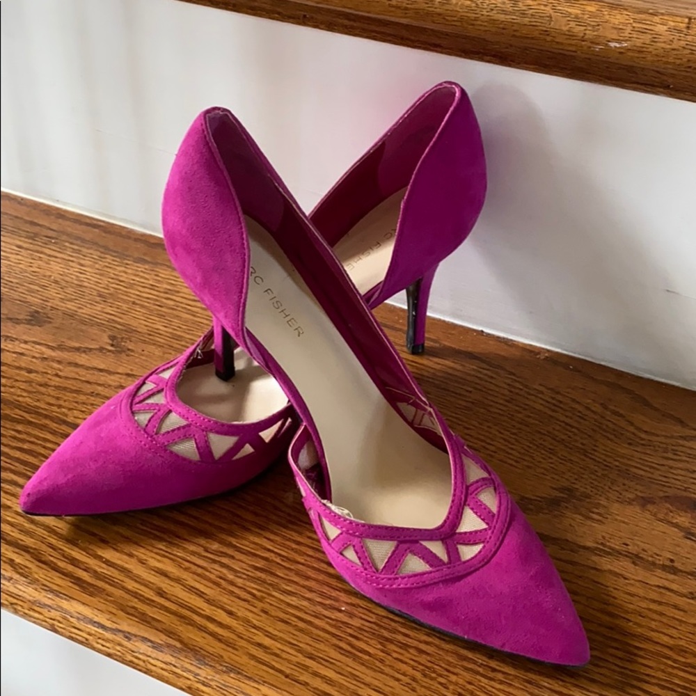 Marc Fisher fuchsia kitten heels